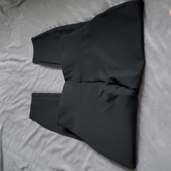 SPANX BLACK ⚫️ LEGGINGS - Picture 6 of 8